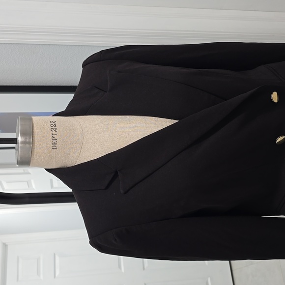 Chic Black Blazer - Classic Tailored Fit - Picture 2 of 6